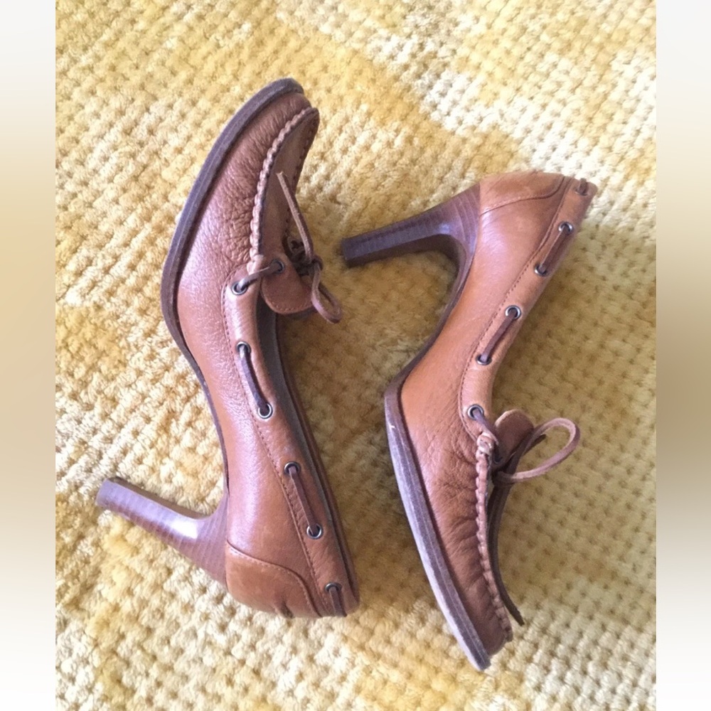 Vintage Michael Kors womens heel brown Leather shoes Size 6.5B High Heel Boat